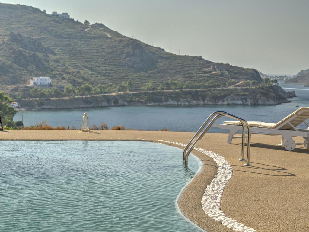 Eirini Luxury Hotel Villas Grikos Bay  Exteriör bild